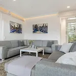 Live By Hilla Apartment *