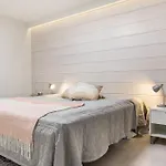 Live By Hilla Apartment