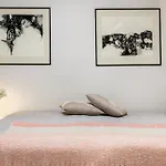 Live By Hilla Levi