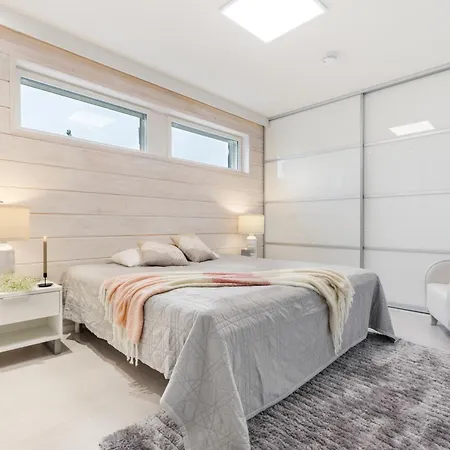 Live By Hilla * Levi