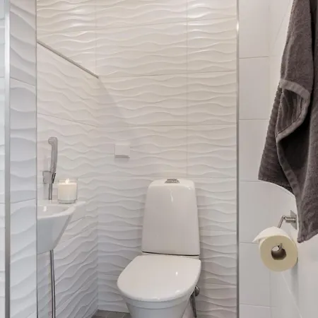 Live By Hilla * Levi