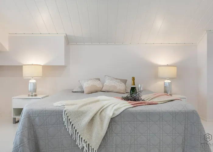 Live By Hilla * Levi